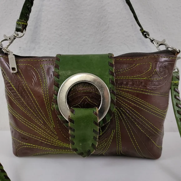 COPY - Leathers In Leather Vintage Contrast Cross Stitch Tooled Leather Crossbo… - Picture 2 of 12